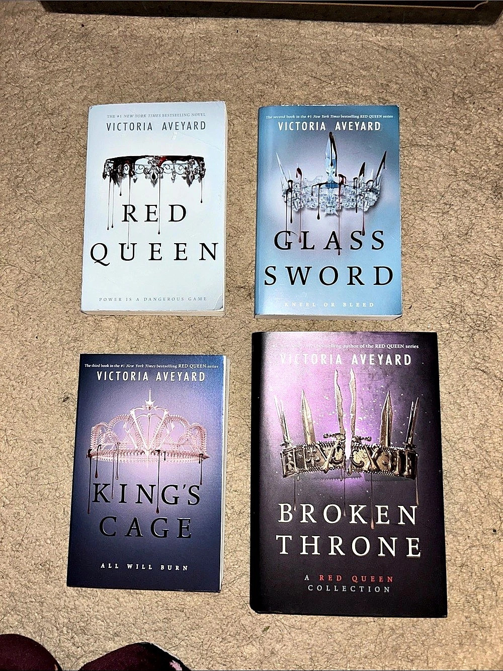 Red Queen Series 4-Book Bundle - Victoria Aveyard